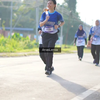 Runner Photo 3482595