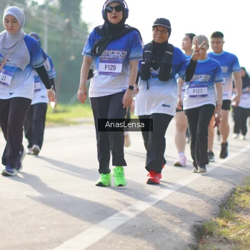 Runner Photo 3482616