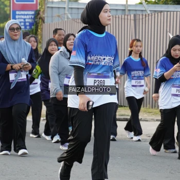 Runner Photo 3482648