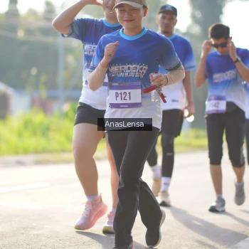Runner Photo 3482659