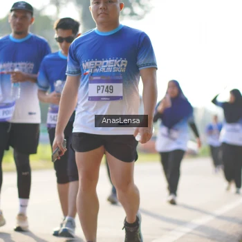 Runner Photo 3482671