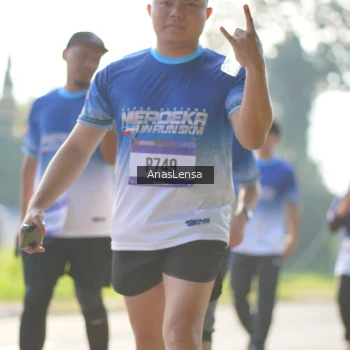 Runner Photo 3482673