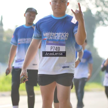 Runner Photo 3482678