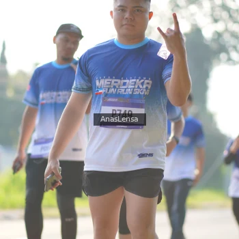 Runner Photo 3482679