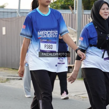 Runner Photo 3482680