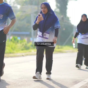 Runner Photo 3482695