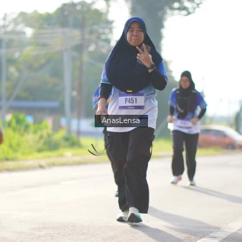 Runner Photo 3482711