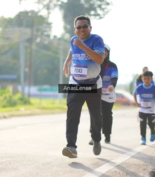 Runner Photo 3482751