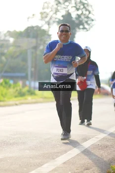 Runner Photo 3482758