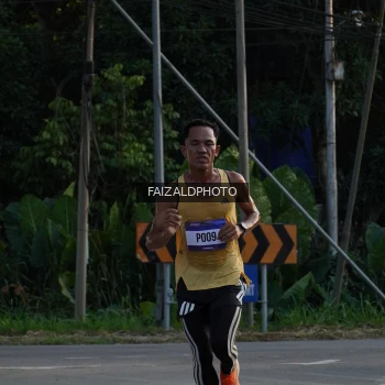 Runner Photo 3482777