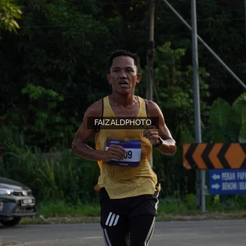 Runner Photo 3482784