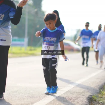 Runner Photo 3482795