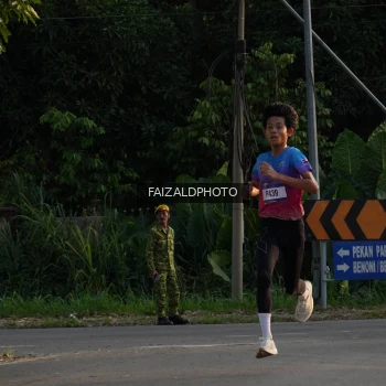 Runner Photo 3482812