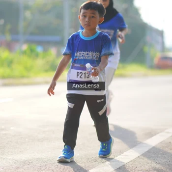 Runner Photo 3482815