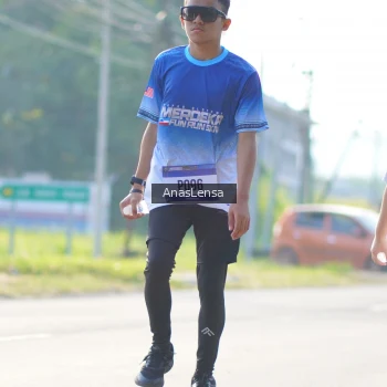 Runner Photo 3482823