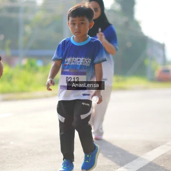 Runner Photo 3482825