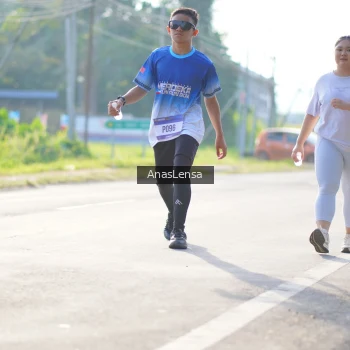Runner Photo 3482831