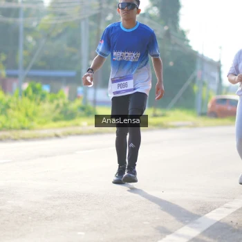 Runner Photo 3482848