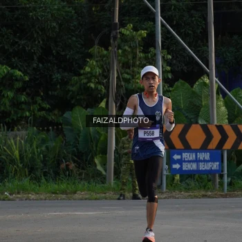 Runner Photo 3482855