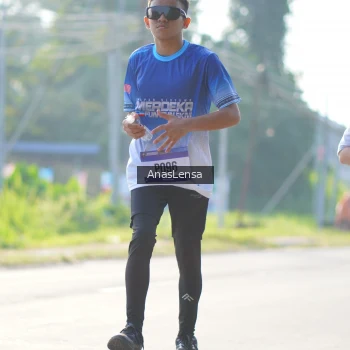 Runner Photo 3482868