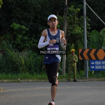 Runner Photo 3482869