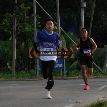 Runner Photo 3482880