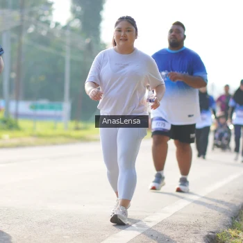 Runner Photo 3482887