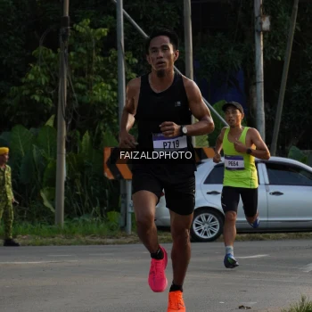 Runner Photo 3482895