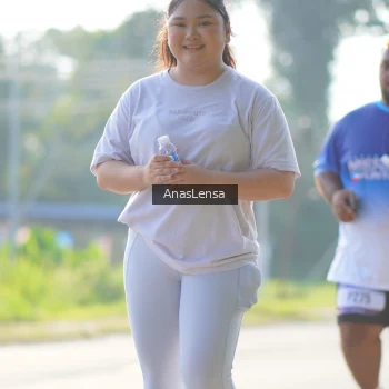 Runner Photo 3482899