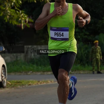 Runner Photo 3482915