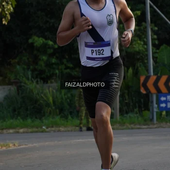 Runner Photo 3482925
