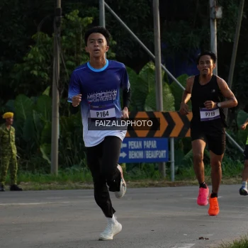 Runner Photo 3482945