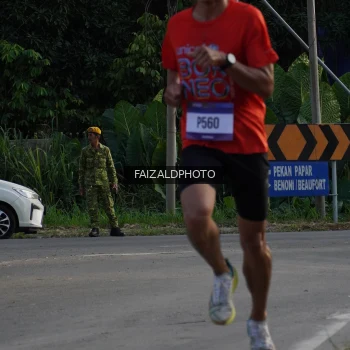 Runner Photo 3482992