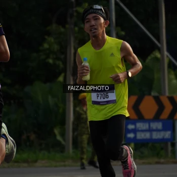 Runner Photo 3483095