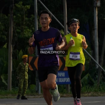 Runner Photo 3483098