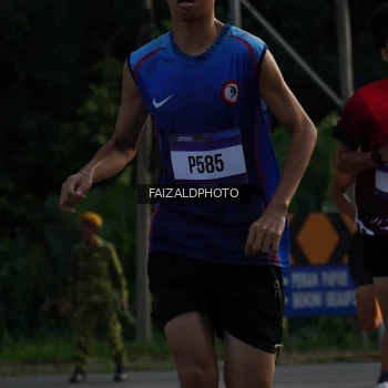 Runner Photo 3483125