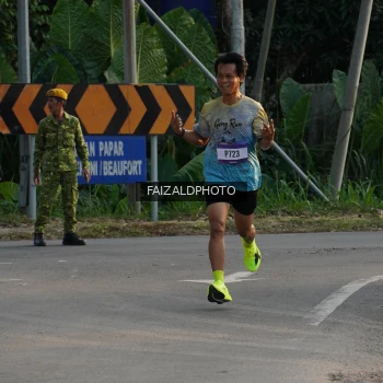 Runner Photo 3483150
