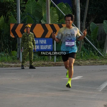 Runner Photo 3483156