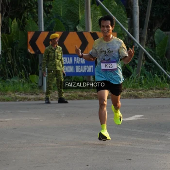 Runner Photo 3483159