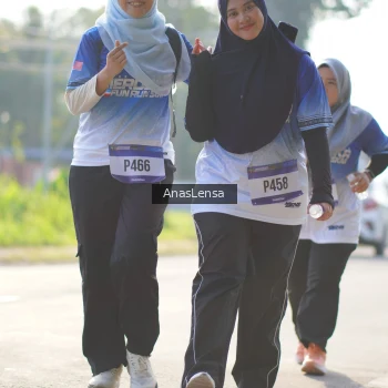 Runner Photo 3483175