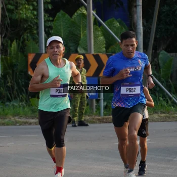 Runner Photo 3483184
