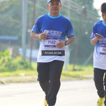 Runner Photo 3483334