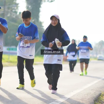 Runner Photo 3483338