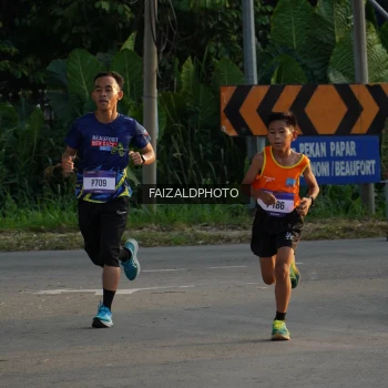 Runner Photo 3483343