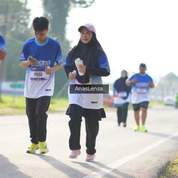 Runner Photo 3483356