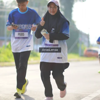 Runner Photo 3483371