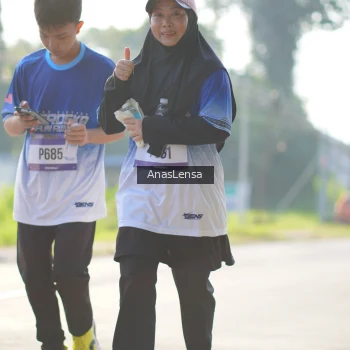 Runner Photo 3483375