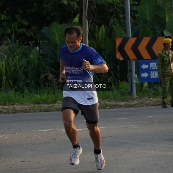 Runner Photo 3483377