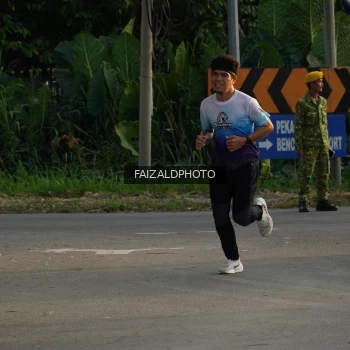 Runner Photo 3483392