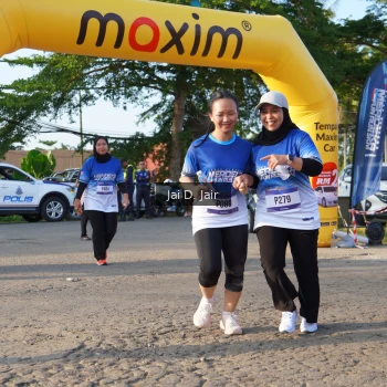 Runner Photo 3483396